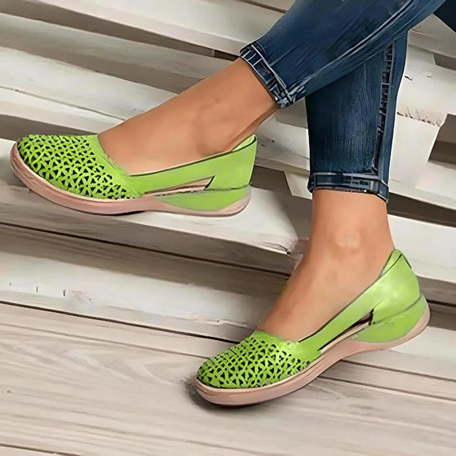 Eduavar Summer Sandals for Women 2023, Sandals Women Comfortable Close Toed Sandals Lace-up Flat Strap Sandals Shoes