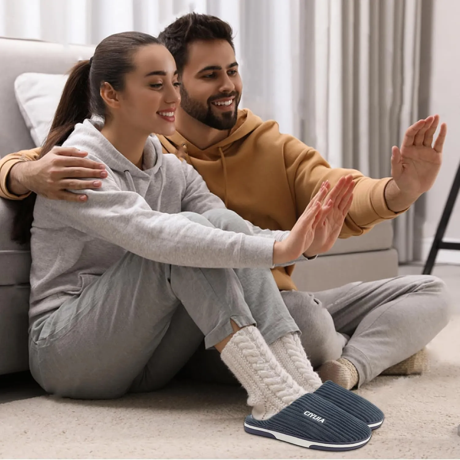 Men and Women's Slip on Fuzzy House Slippers Memory Foam Slippers Scuff Outdoor Indoor Warm Plush Bedroom Shoes Home Slippers